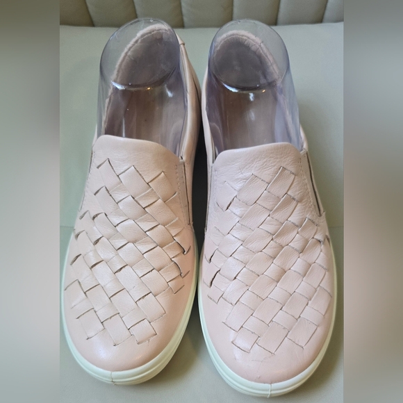 ECCO Women’s SOFT Size 7 Woven Slip On Leather Sneaker Walking Shoe Size 6 PINK - Picture 2 of 12